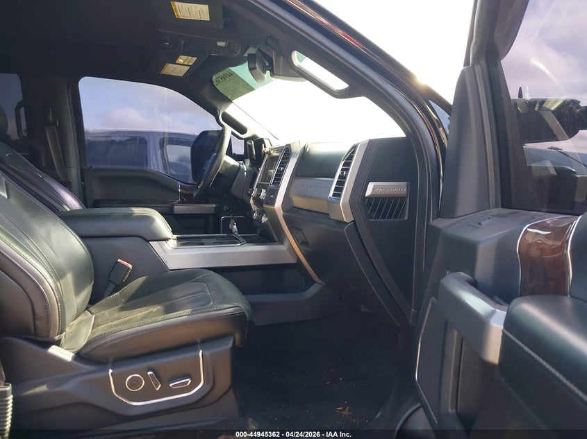 2017 Ford F350 VIN 1FT8W3BT4HEB76039 IAAI salvage auction — RIGHT SIDE, Salvage Title, sold $15,450 on 2026-07-29 (photo 7)