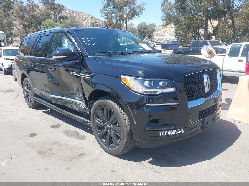 2023 Lincoln Navigator VIN 5LMJJ3LG8PEL00662 IAAI salvage auction — RIGHT SIDE, Salvage (California), sold $13,900 on 2026-07-20 (photo 1)