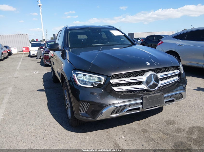 2022 Mercedes-benz Glc class VIN W1N0G8DB7NV337631 IAAI salvage auction — THEFT, Wait Title, sold $9,100 on 2026-07-23 (photo 1)