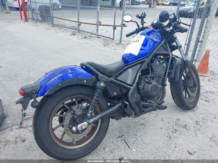 2023 Honda Cm VIN MLHPC5652P5601409 IAAI salvage auction — RIGHT SIDE, Rebuildable (Florida), sold $1,100 on 2026-07-14 (photo 4)