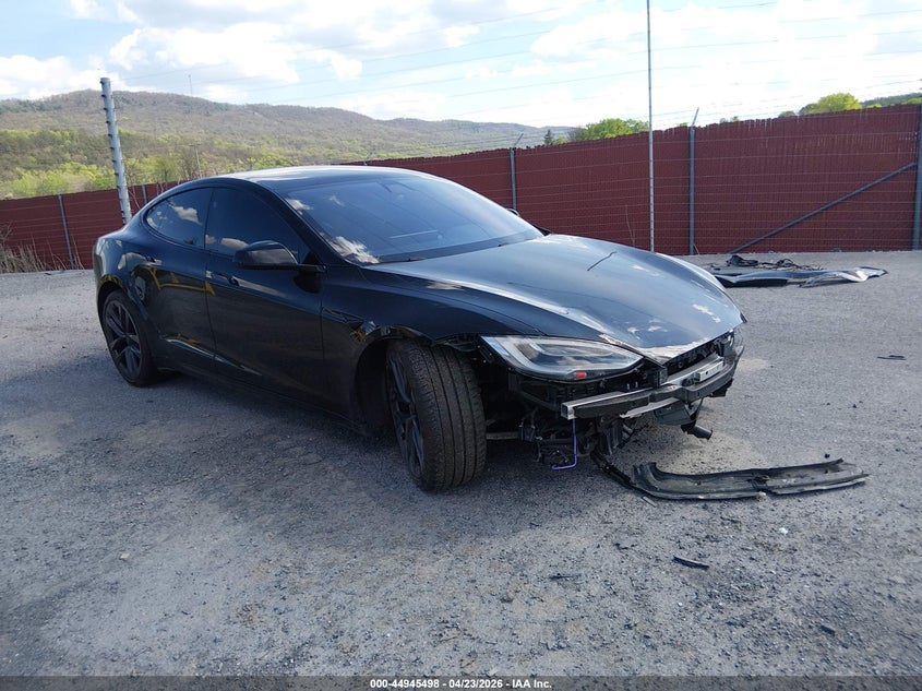2021 Tesla Model s VIN 5YJSA1E5XMF448768 IAAI salvage auction — FRONT END, Salvage Title, sold $8,300 on 2026-07-29 (photo 1)