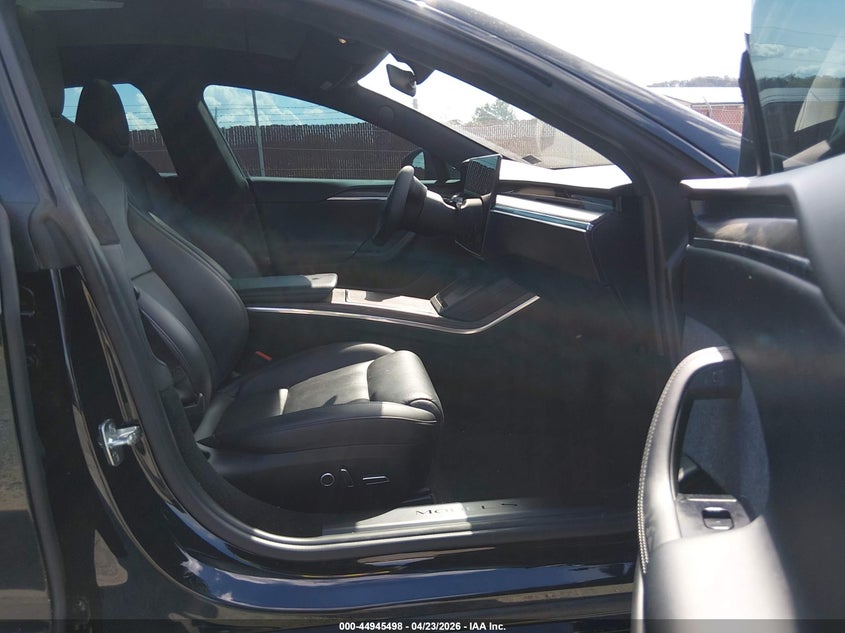 2021 Tesla Model s VIN 5YJSA1E5XMF448768 IAAI salvage auction — FRONT END, Salvage Title, sold $8,300 on 2026-07-29 (photo 5)