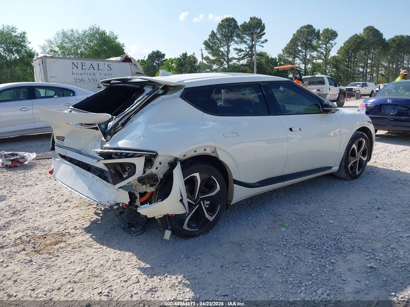 2024 Kia Ev6 VIN KNDC4DLC8R5210716 IAAI salvage auction — REAR END, Wait Title, sold $10,550 on 2026-07-16 (photo 4)