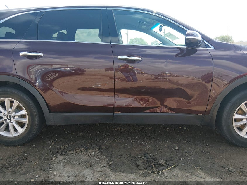 2019 Kia Sorento VIN 5XYPG4A35KG510643 IAAI salvage auction — RIGHT SIDE, Salvage Title, sold $2,450 on 2026-07-24 (photo 6)