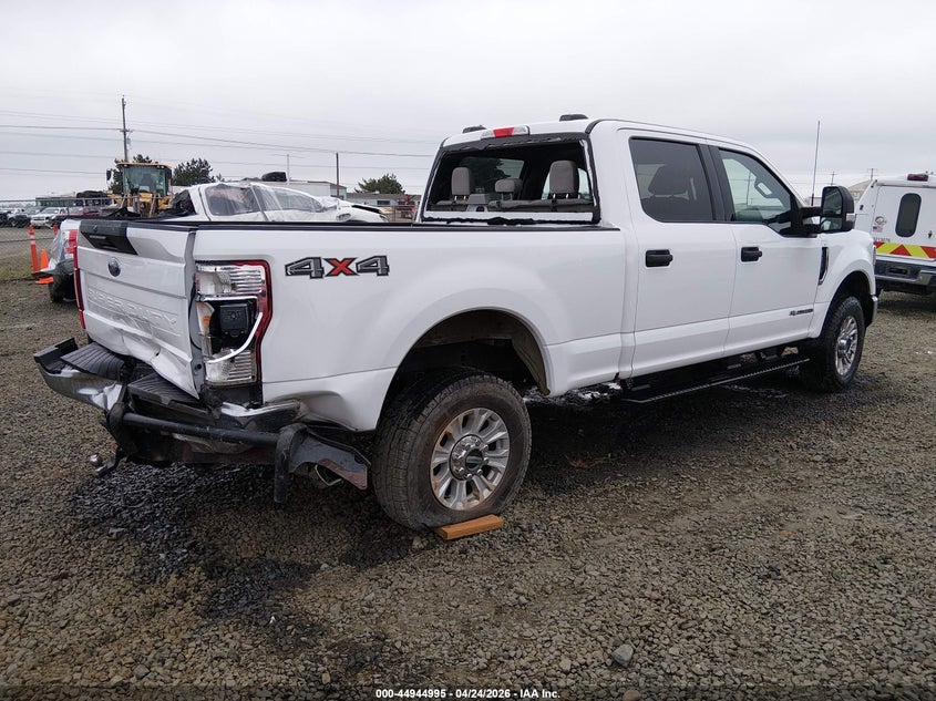 2022 Ford F250 VIN 1FT7W2BT6NEE58345 IAAI salvage auction — REAR END, Salvage (Oregon), sold $19,000 on 2026-07-27 (photo 4)