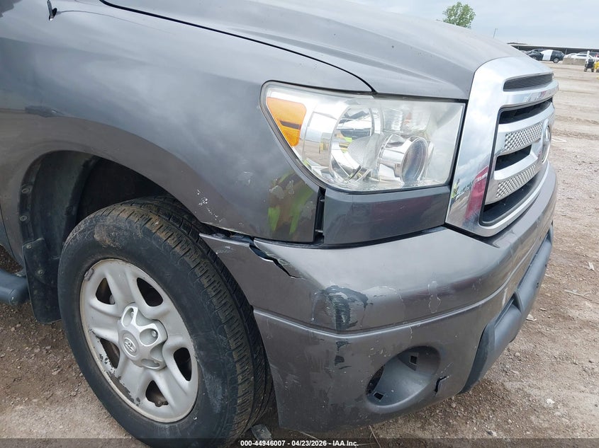 2011 Toyota Tundra VIN 5TFRM5F16BX025987 IAAI salvage auction — SIDE, Salvage (Texas), sold $2,250 on 2026-07-22 (photo 9)