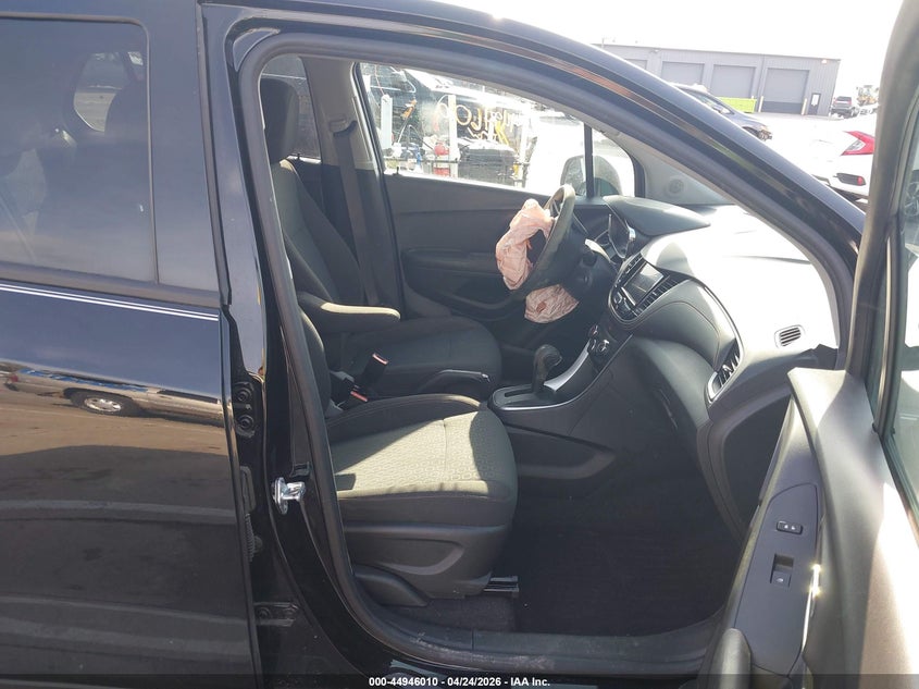 2020 Chevrolet Trax VIN KL7CJKSB6LB091401 IAAI salvage auction — FRONT END, Salvage (Indiana), sold $1,850 on 2026-07-10 (photo 5)