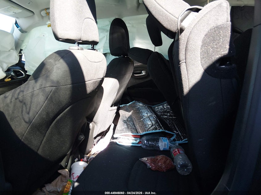 2021 Jeep Renegade VIN ZACNJDBB4MPM25694 IAAI salvage auction — BIO HAZARD, Salvage (Colorado), sold $1,025 on 2026-07-28 (photo 8)