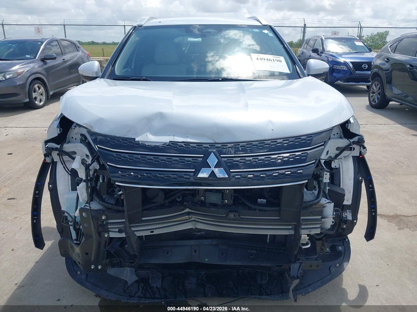 2024 Mitsubishi Outlander VIN JA4T5WA97RZ044370 IAAI salvage auction — FRONT END, Salvage Title, sold $14,950 on 2026-07-10 (photo 6)
