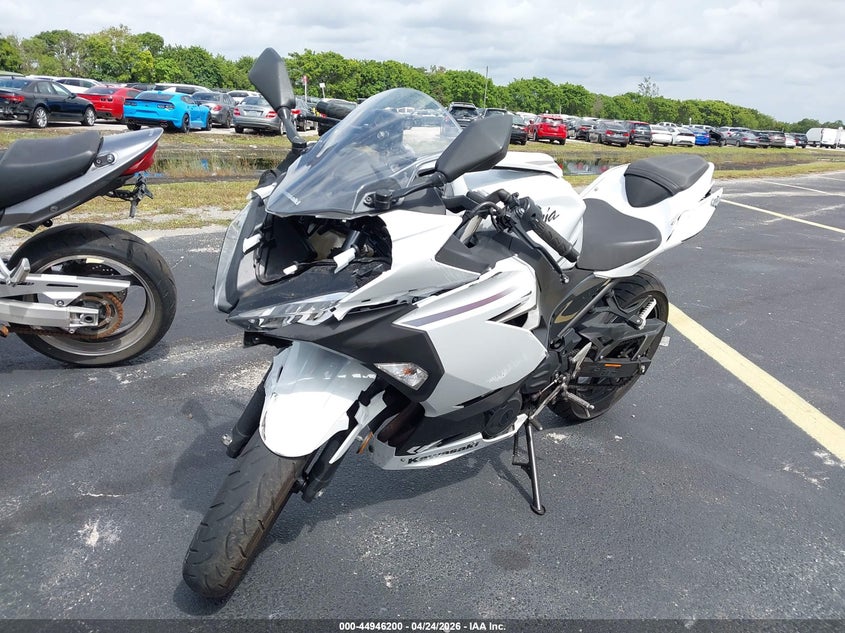 2023 Kawasaki Ex VIN JKAEXKH19PDAJ9415 IAAI salvage auction — FRONT END, Rebuildable (Florida), sold $25 on 2026-07-29 (photo 2)