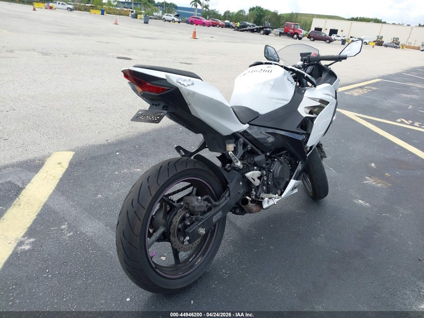 2023 Kawasaki Ex VIN JKAEXKH19PDAJ9415 IAAI salvage auction — FRONT END, Rebuildable (Florida), sold $25 on 2026-07-29 (photo 4)