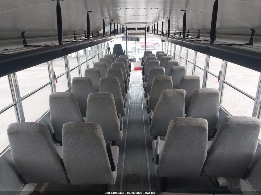 2015 Blue bird School bus / transit bus VIN 1BABNBPA3FF311037 IAAI salvage auction — NORMAL WEAR, SF97 (North Dakota), sold $2,550 on 2026-07-09 (photo 5)