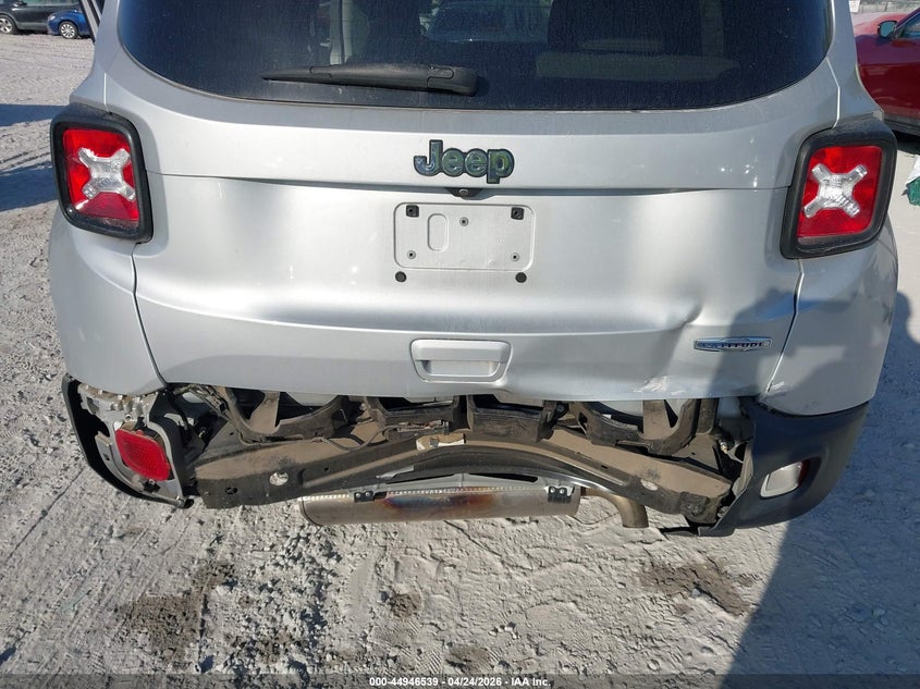 2020 Jeep Renegade VIN ZACNJABBXLPL03015 IAAI salvage auction — REAR END, Rebuildable (Florida), sold $4,050 on 2026-07-23 (photo 6)