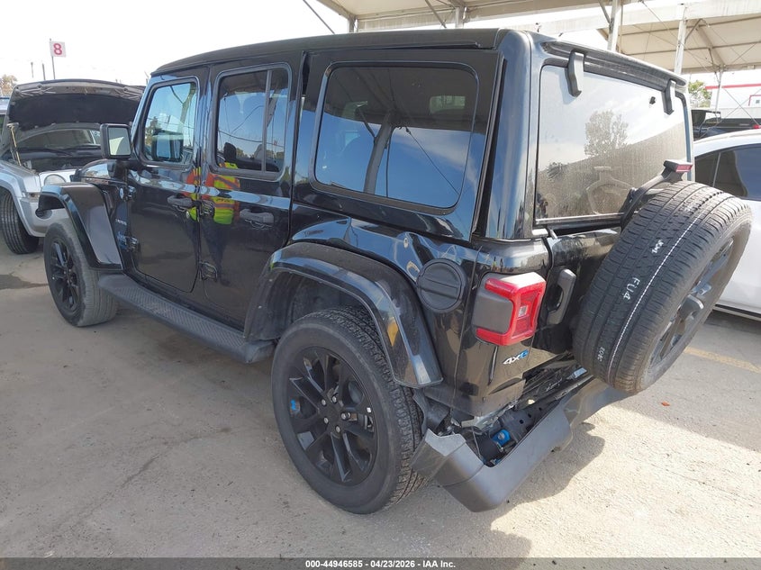 2022 Jeep Grand wagoneer VIN 1C4JJXP64NW188725 IAAI salvage auction — REAR END, Wait Title, sold $10,800 on 2026-07-29 (photo 3)