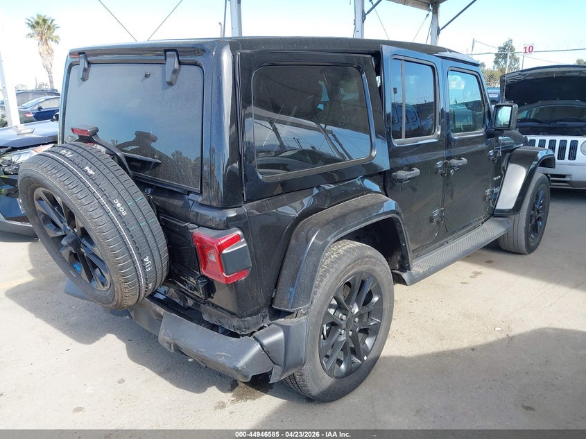 2022 Jeep Grand wagoneer VIN 1C4JJXP64NW188725 IAAI salvage auction — REAR END, Wait Title, sold $10,800 on 2026-07-29 (photo 4)