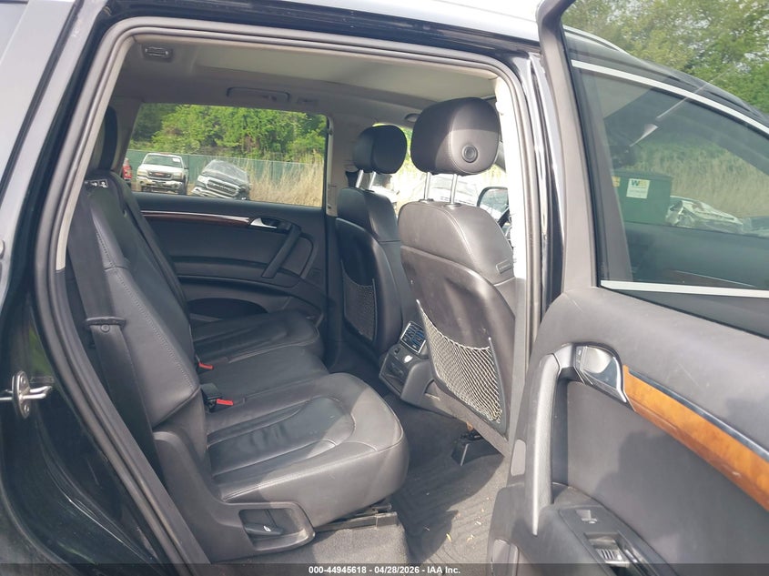 2014 Audi Q7 VIN WA1LMAFE5ED001679 IAAI salvage auction — FRONT END, Salvage - Greater Than 75% (Maryland), sold $425 on 2026-07-16 (photo 8)