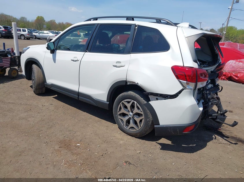 2023 Subaru Forester VIN JF2SKADC8PH508887 IAAI salvage auction — REAR END, Salvage Title, sold $4,150 on 2026-07-08 (photo 3)