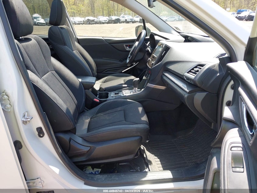 2023 Subaru Forester VIN JF2SKADC8PH508887 IAAI salvage auction — REAR END, Salvage Title, sold $4,150 on 2026-07-08 (photo 5)