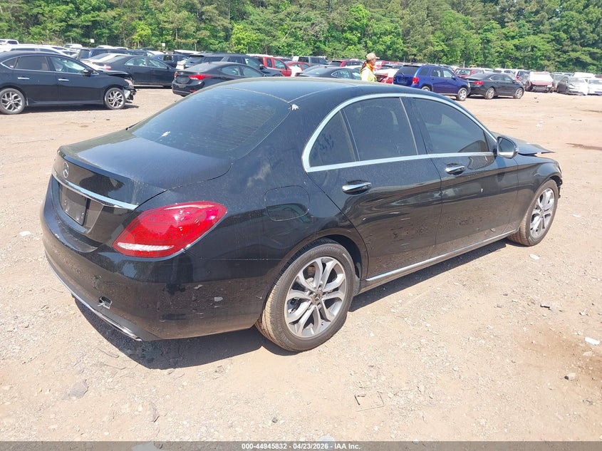 2018 Mercedes-benz C-klasse VIN WDDWF4JB4JR389986 IAAI salvage auction — FRONT END, Salvage Title, sold $5,600 on 2026-07-12 (photo 4)