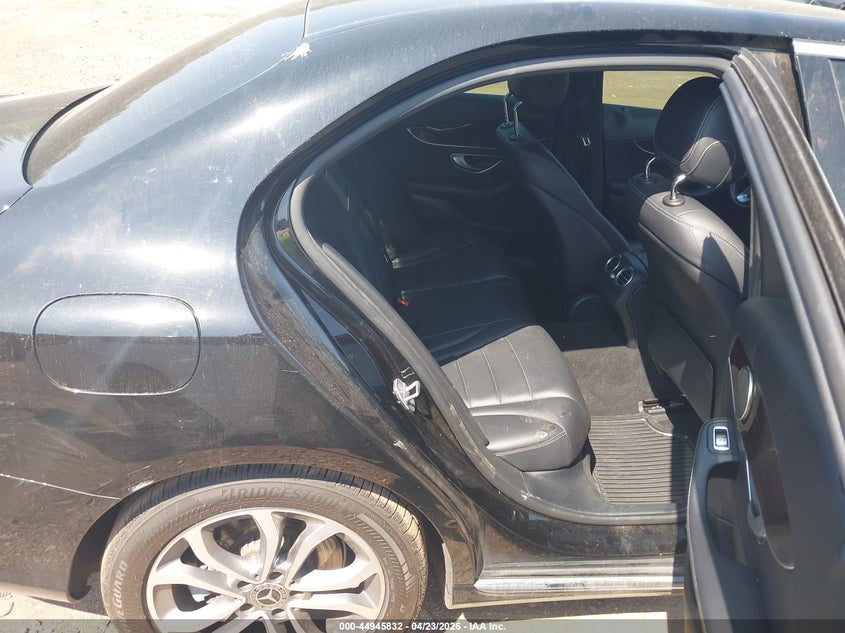 2018 Mercedes-benz C-klasse VIN WDDWF4JB4JR389986 IAAI salvage auction — FRONT END, Salvage Title, sold $5,600 on 2026-07-12 (photo 8)