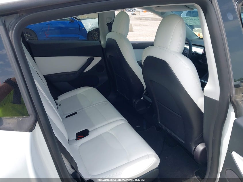 2022 Tesla Model y VIN 7SAYGAEE6NF388775 IAAI salvage auction — FRONT END, Salvage Title, sold $10,200 on 2026-07-16 (photo 8)