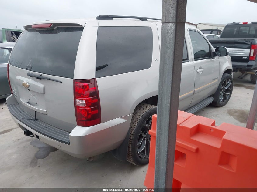 2007 Chevrolet Tahoe VIN 1GNFC13J17R291021 IAAI salvage auction — SIDE, Original (Texas), sold $1,050 on 2026-07-09 (photo 4)