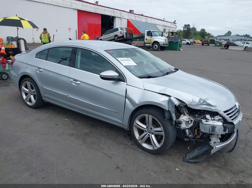 2013 Volkswagen Passat cc VIN WVWBP7AN6DE500969 IAAI salvage auction — SIDE, Salvage Title, sold $625 on 2026-07-16 (photo 1)
