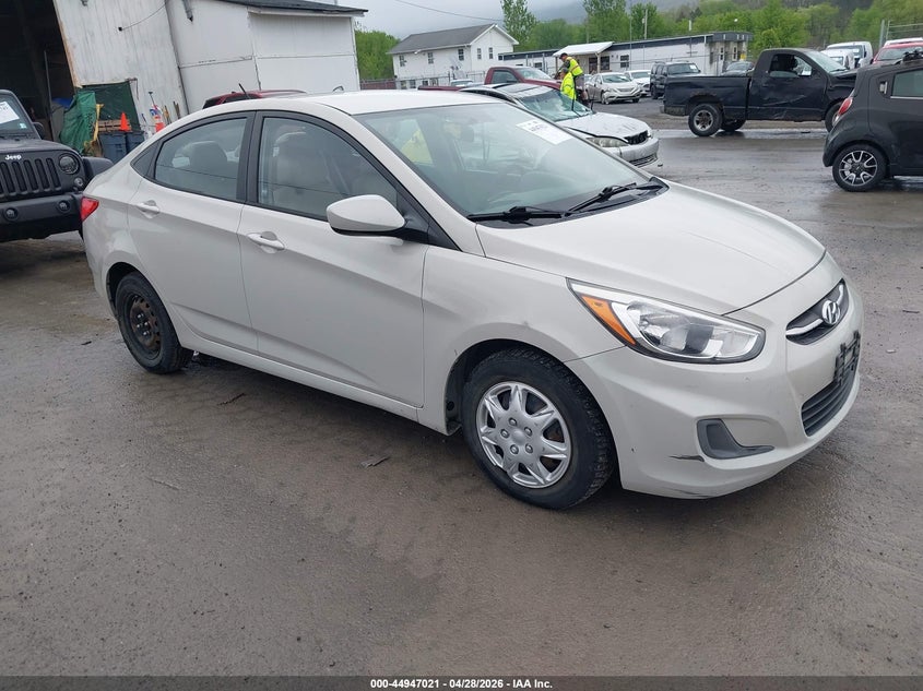 2016 Hyundai Accent VIN KMHCT4AE7GU982341 IAAI salvage auction — LEFT FRONT, Salvage Title, sold $700 on 2026-07-15 (photo 1)