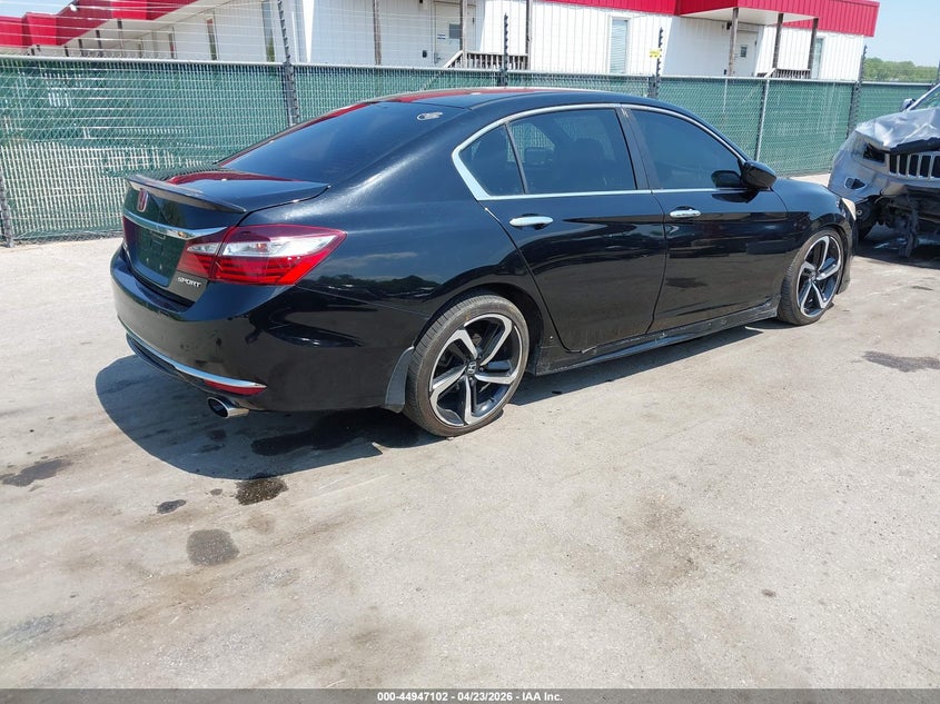2017 Honda Accord VIN 1HGCR2E57HA230497 IAAI salvage auction — SIDE, Salvage - Greater Than 75% (Maryland), sold $2,100 on 2026-07-20 (photo 4)