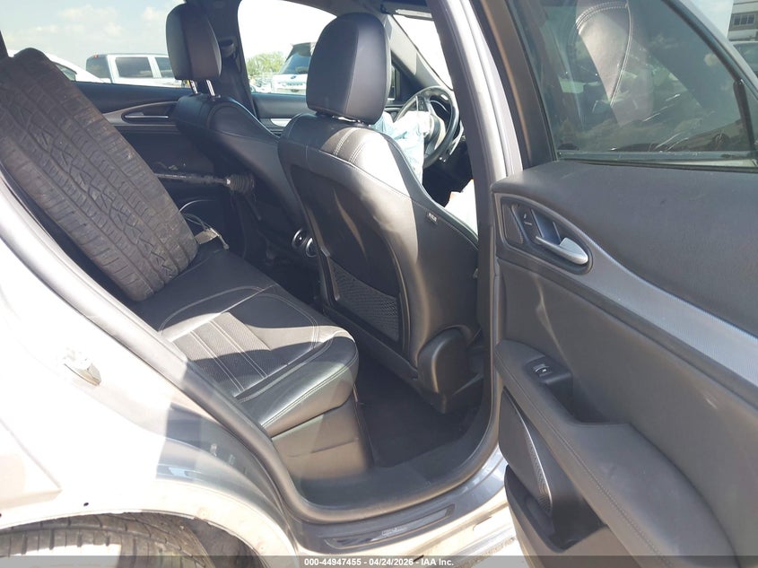 2018 Alfa romeo Stelvio VIN ZASFAKNN1J7B63005 IAAI salvage auction — RIGHT FRONT, Salvage (Texas), sold $950 on 2026-07-28 (photo 8)