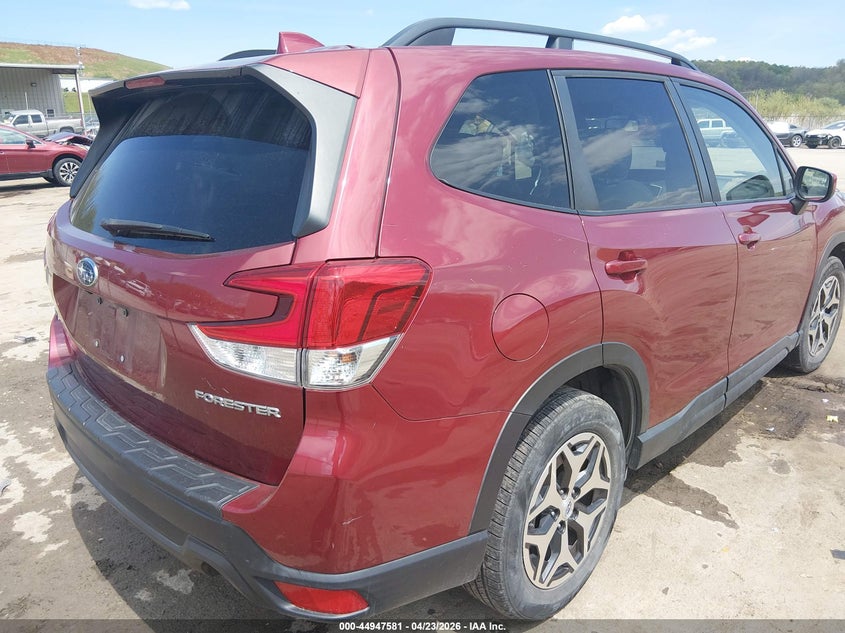 2021 Subaru Forester VIN JF2SKAFC5MH464727 IAAI salvage auction — LEFT SIDE, Salvage (West Virginia), sold $3,850 on 2026-07-09 (photo 4)
