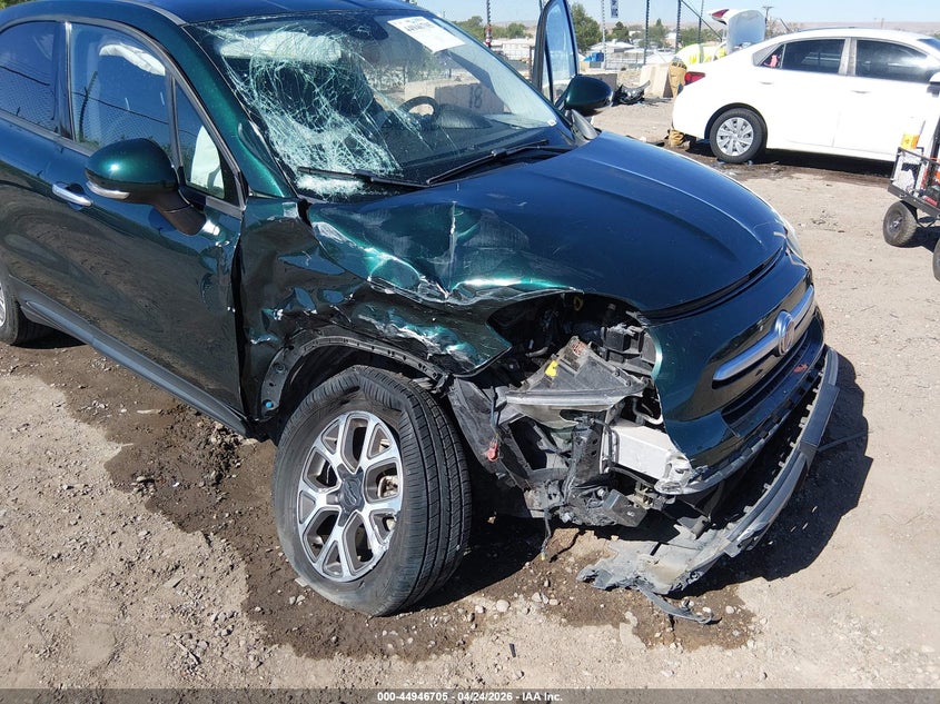 2016 Fiat 500x VIN ZFBCFYCT0GP330362 IAAI salvage auction — RIGHT FRONT, Salvage Title, sold $300 on 2026-08-17 (photo 6)