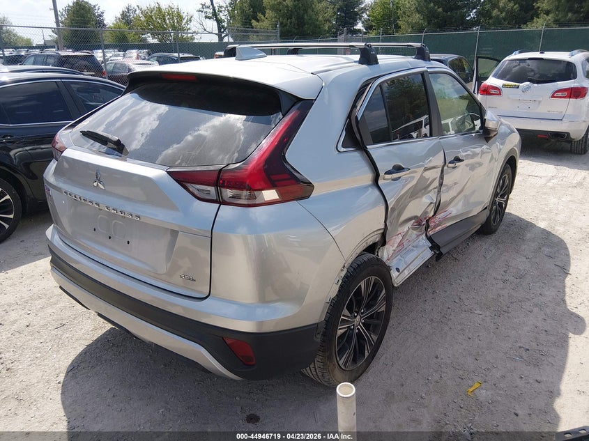 2022 Mitsubishi Eclipse cross VIN JA4ASWAAXNZ003204 IAAI salvage auction — RIGHT SIDE, Salvage (Kentucky), sold $4,700 on 2026-07-13 (photo 4)