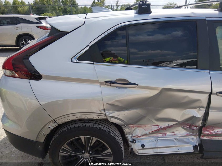 2022 Mitsubishi Eclipse cross VIN JA4ASWAAXNZ003204 IAAI salvage auction — RIGHT SIDE, Salvage (Kentucky), sold $4,700 on 2026-07-13 (photo 6)