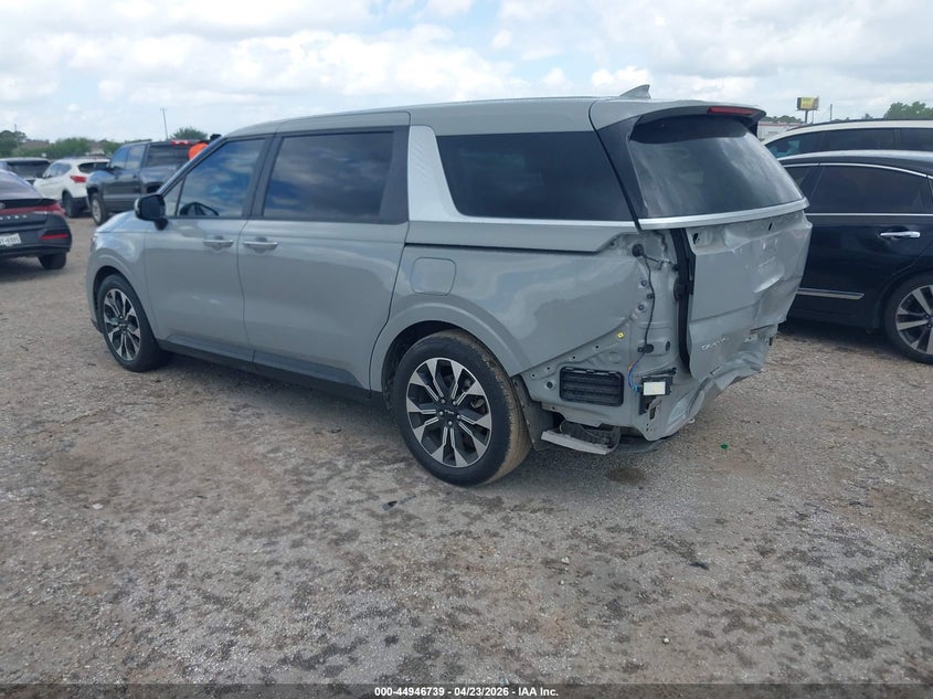 2024 Kia Carnival VIN KNDNC5H3XR6443792 IAAI salvage auction — REAR END, Salvage Title, sold $9,900 on 2026-07-22 (photo 3)