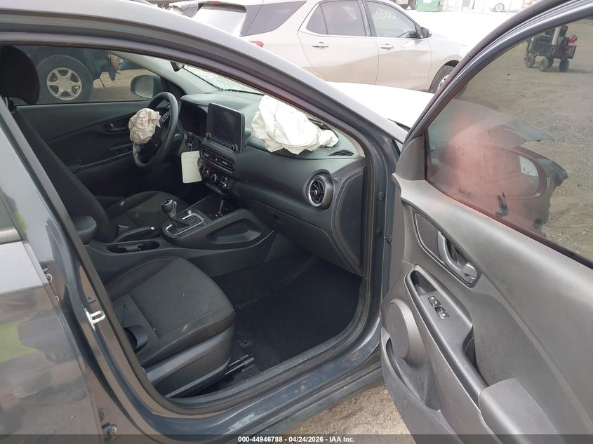 2023 Hyundai Kona VIN KM8K6CAB2PU012562 IAAI salvage auction — HAIL, Salvage (Illinois), sold $25 on 2026-07-29 (photo 5)