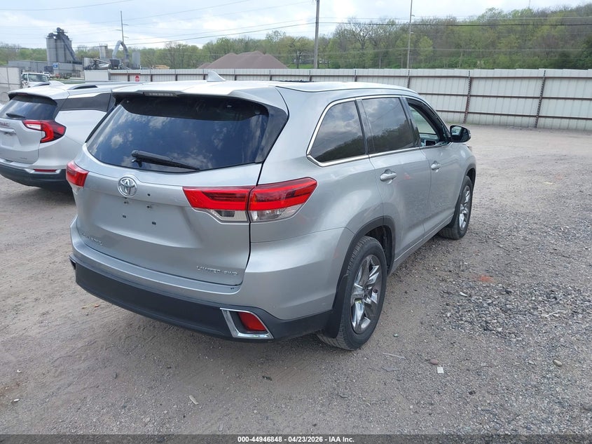 2018 Toyota Highlander VIN 5TDDZRFH0JS876865 IAAI salvage auction — HAIL, Salvage (Iowa), sold $11,800 on 2026-07-27 (photo 4)
