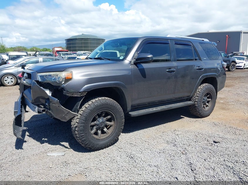 2016 Toyota 4runner VIN JTEBU5JR3G5366549 IAAI salvage auction — FRONT END, Salvage (Hawaii), sold $9,475 on 2026-07-14 (photo 2)