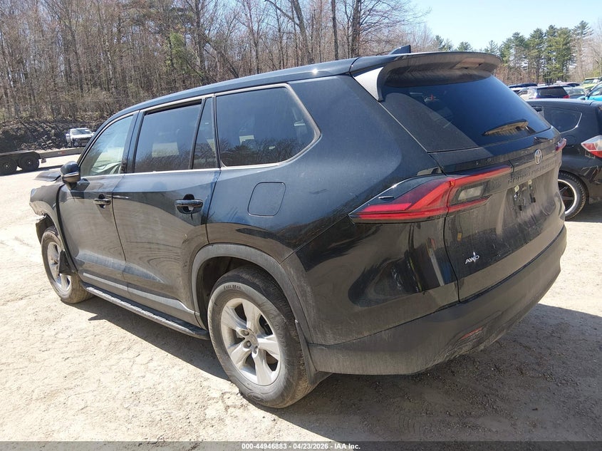 2025 Toyota Highlander VIN 5TDAAAB5XSS091729 IAAI salvage auction — FRONT END, Salvage (South Carolina), sold $22,350 on 2026-07-06 (photo 3)