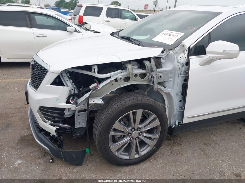 2025 Cadillac Xt5 VIN 1GYKNCRS5SZ100927 IAAI salvage auction — LEFT FRONT, Original (Texas), sold $16,600 on 2026-07-15 (photo 6)