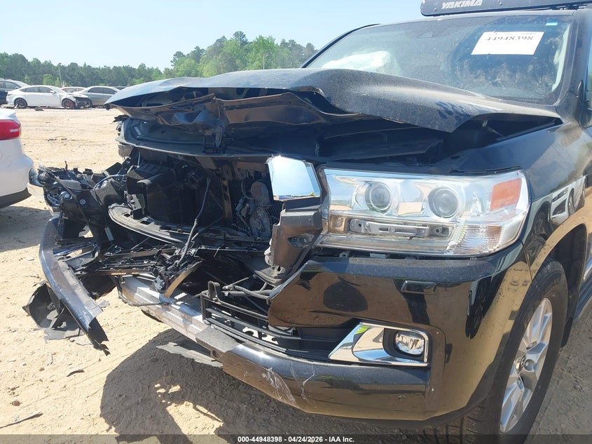 2021 Toyota Land cruiser VIN JTMCY7AJ2M4106454 IAAI salvage auction — FRONT END, Salvage Title, sold $22,100 on 2026-07-30 (photo 6)