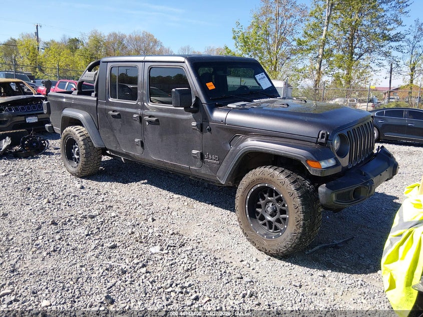2021 Jeep Gladiator VIN 1C6HJTAGXML526869 IAAI salvage auction — LEFT FRONT, Salvage (West Virginia), sold $8,000 on 2026-07-29 (photo 1)