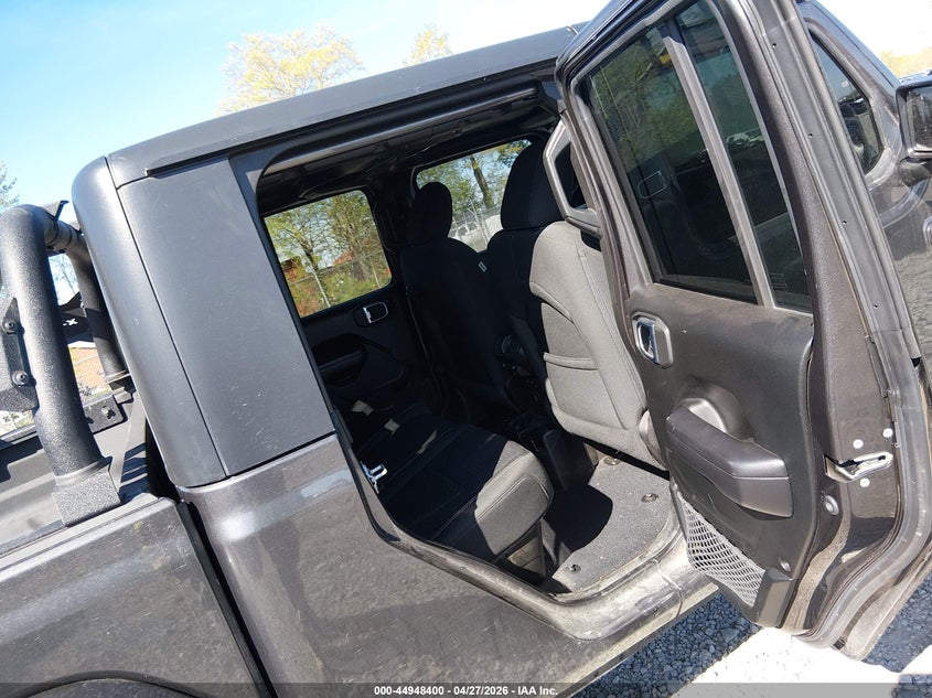 2021 Jeep Gladiator VIN 1C6HJTAGXML526869 IAAI salvage auction — LEFT FRONT, Salvage (West Virginia), sold $8,000 on 2026-07-29 (photo 8)