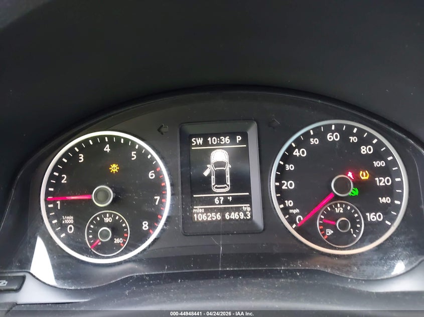 2011 Volkswagen Tiguan VIN WVGAV7AX8BW500946 IAAI salvage auction — FRONT END, Clear (Indiana), sold $1,100 on 2026-07-08 (photo 7)