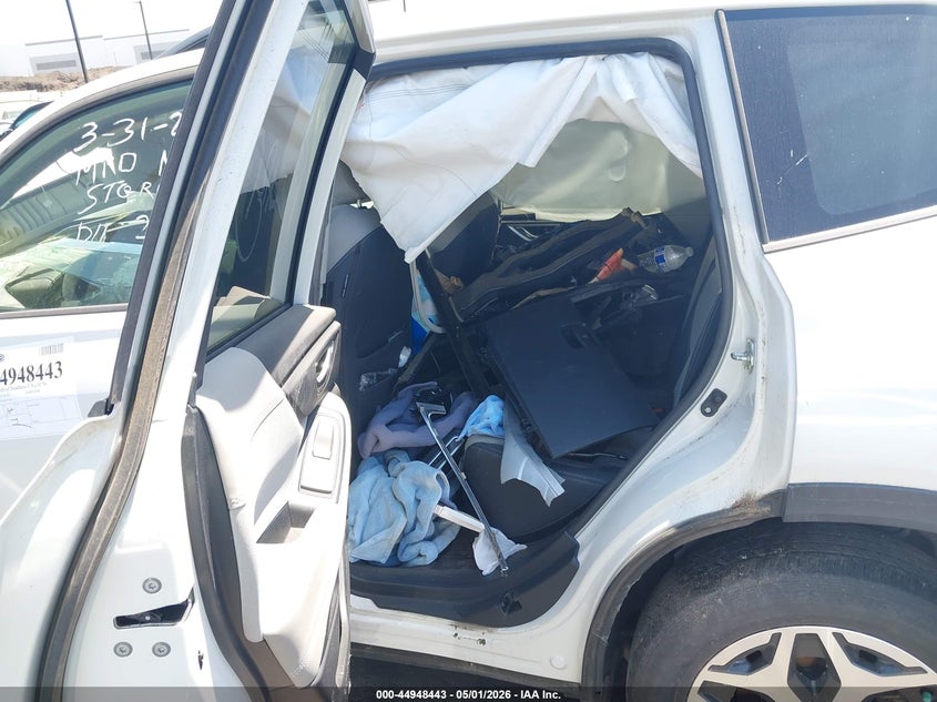 2019 Subaru Forester VIN JF2SKAGC8KH572495 IAAI salvage auction — FRONT END, Wait Title, sold $1,050 on 2026-07-17 (photo 8)