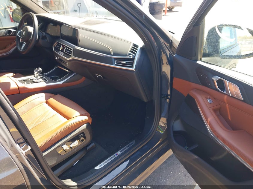 2022 BMW X7 VIN 5UXCW2C00N9M08230 IAAI salvage auction — FRONT END, Salvage Title, sold $39,000 on 2026-07-20 (photo 5)