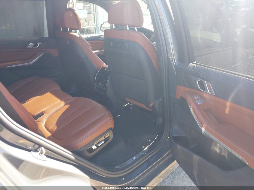 2022 BMW X7 VIN 5UXCW2C00N9M08230 IAAI salvage auction — FRONT END, Salvage Title, sold $39,000 on 2026-07-20 (photo 8)