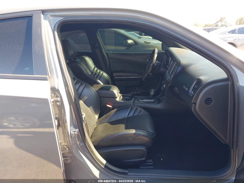 2019 Dodge Charger VIN 2C3CDXL97KH693107 IAAI salvage auction — UNKNOWN, Salvage (California), sold $23,400 on 2026-07-30 (photo 5)
