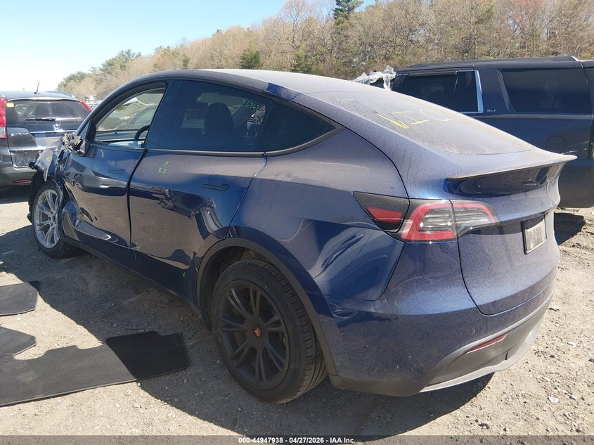 2023 Tesla Model y VIN 7SAYGAEE5PF905177 IAAI salvage auction — LEFT SIDE, Salvage (Massachusetts), sold $8,200 on 2026-07-09 (photo 3)