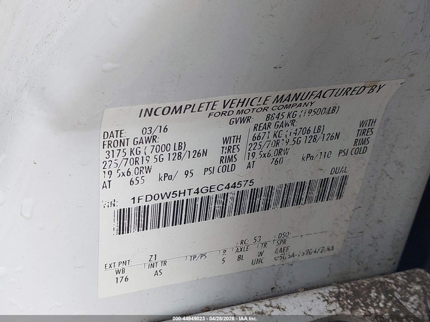 2016 Ford F-550 chassis VIN 1FD0W5HT4GEC44575 IAAI salvage auction — NORMAL WEAR, Clear (Indiana), sold $3,300 on 2026-07-08 (photo 8)